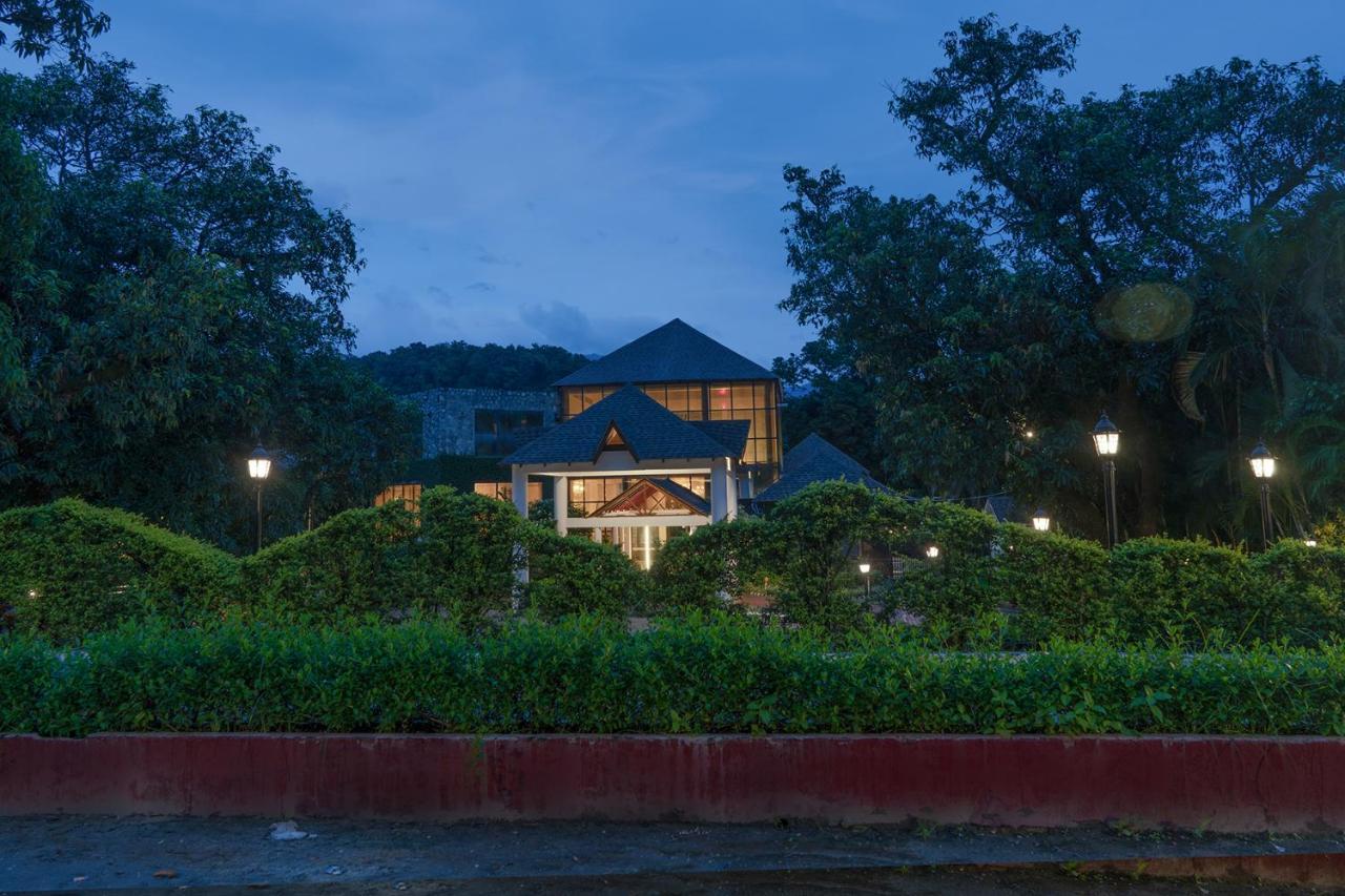 Wood Castle Spa & Resort Dhikuli Bagian luar foto