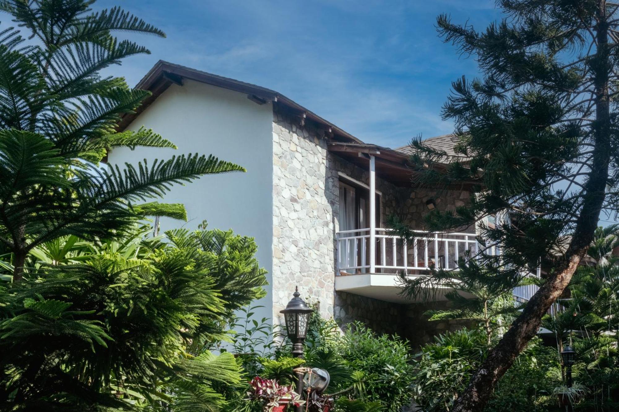 Wood Castle Spa & Resort Dhikuli Bagian luar foto